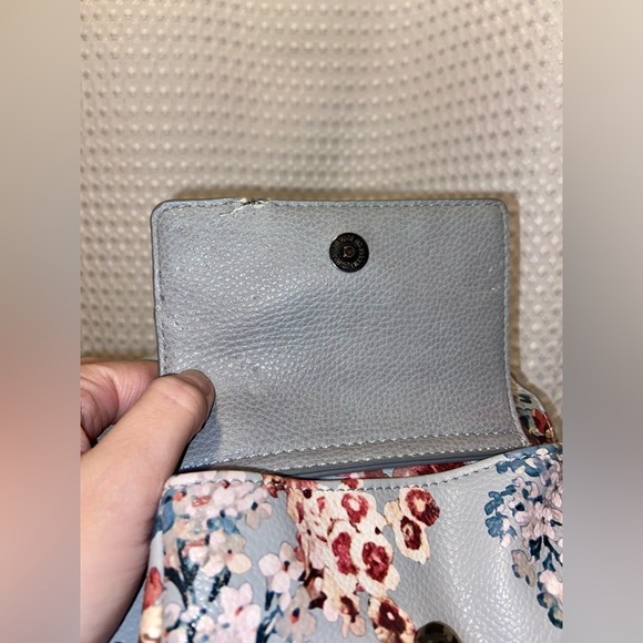 Women’s CELINE DION light‎ gray floral backpack - Picture 15 of 16